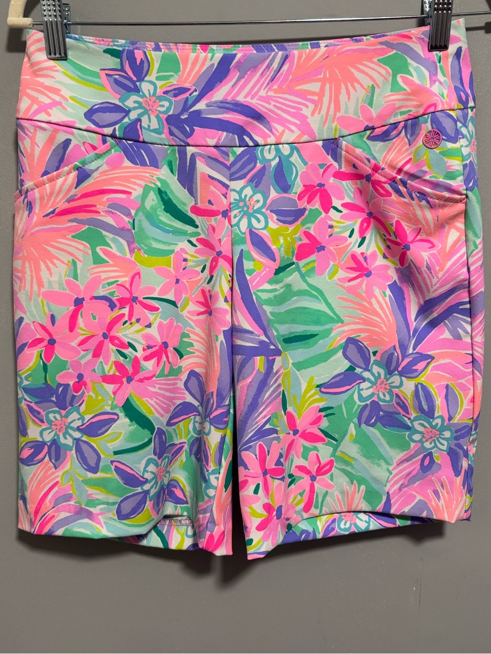 Lilly Pulitzer- Luxletic Reid Multi Colored Floral Shorts. Size 6